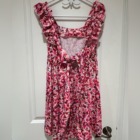 ✨ SOLD ✨Floral summer dress - Picture 2 of 3